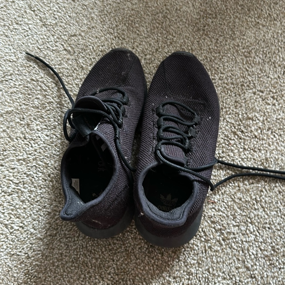 Men’s Adidas Black shoes size 7